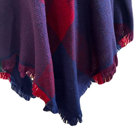Churchill Handwoven Wool Poncho | Vintage | EUC - Picture 4 of 10